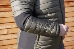 Broderie sur doudoune