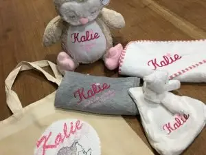 kit naissance brodé