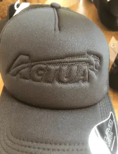 casquette broderie discrète