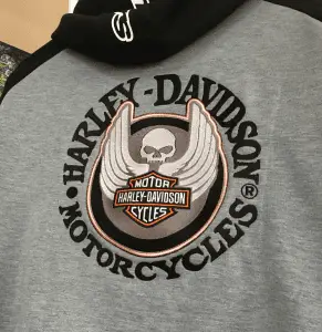 sweat brodé motard
