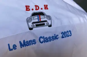 chemise broderie haut du dos